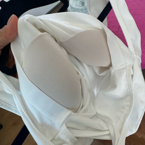 U Neck Backless Crossover Top - Picture 5 of 5